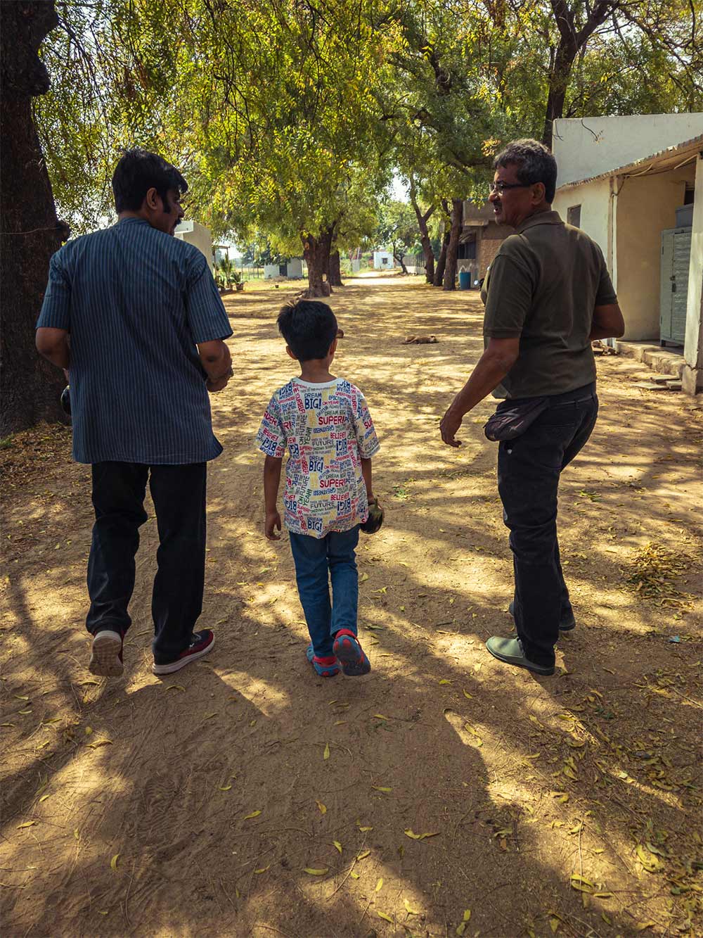 Ein inspirierendes Familienanwesen mit natürlicher Landwirtschaft in der Umgebung von Ahmedabad in Gujarat im Nordwesten Indiens