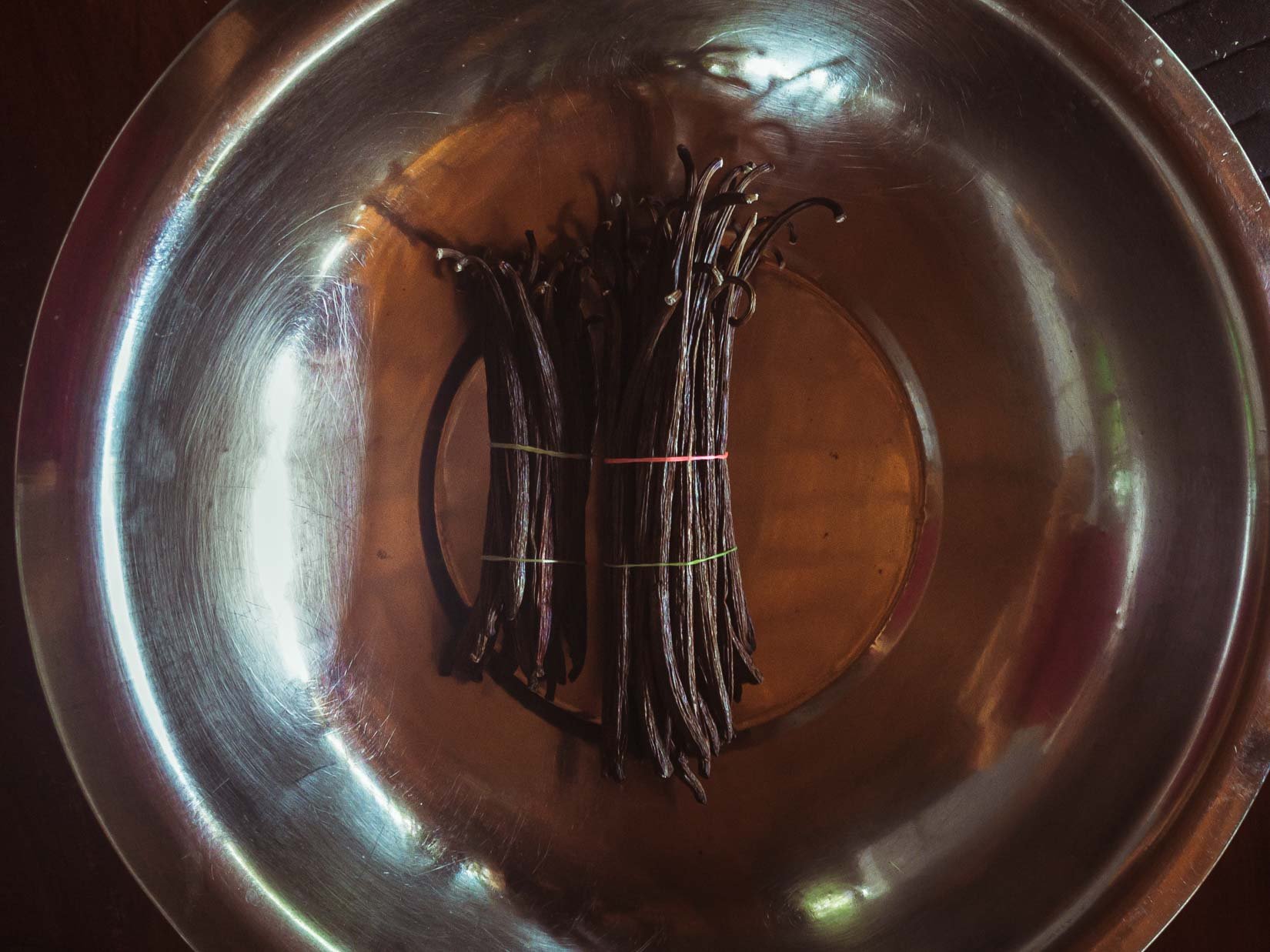 Un jardin d’épices, de thé et de café, véritable paradis de la biodiversité sur la chaîne des Ghats occidentaux au Karnataka Un jardin d’épices, de thé et de café, véritable paradis de la biodiversité sur la chaîne des Ghats occidentaux au Karnataka